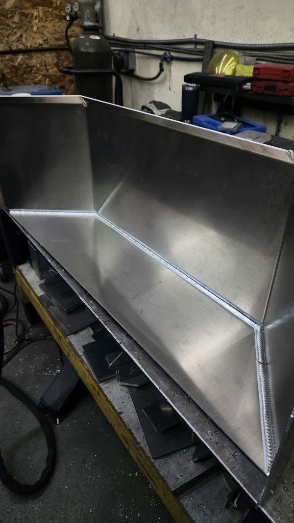 TIG-welded corner on an aluminum trough