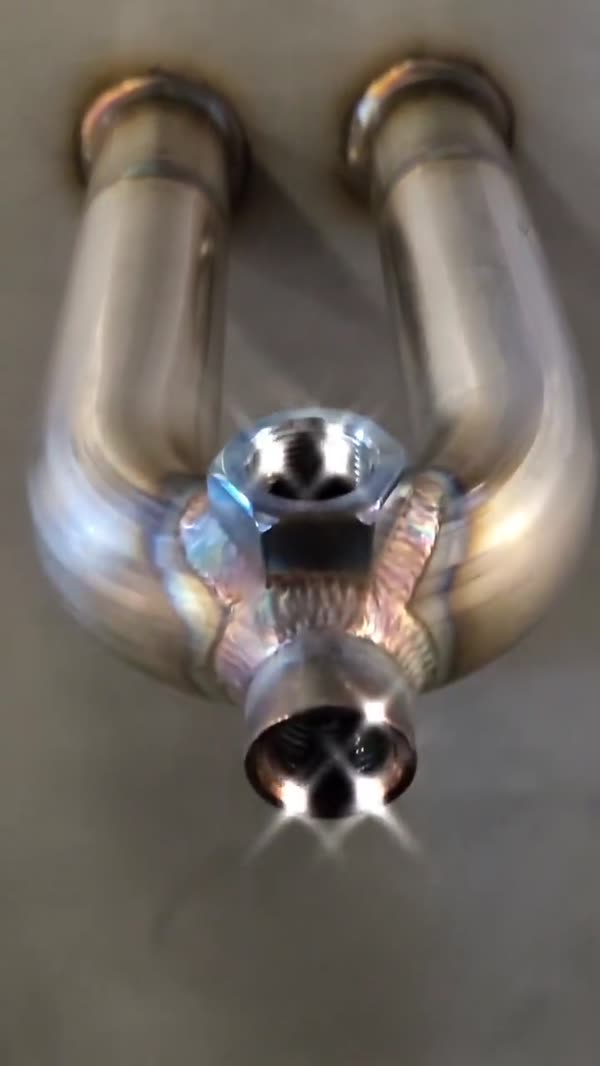 TIG-welded stainless Y-pipe
